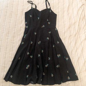 Black Daisy Old Navy Cami Dress - Size XS